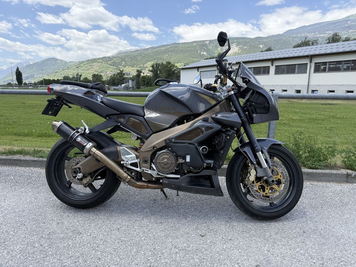 Aprilia Strada: Aprilia Tuono 1000R  – Usato da Vernayaz venduto da Loyro98 4
