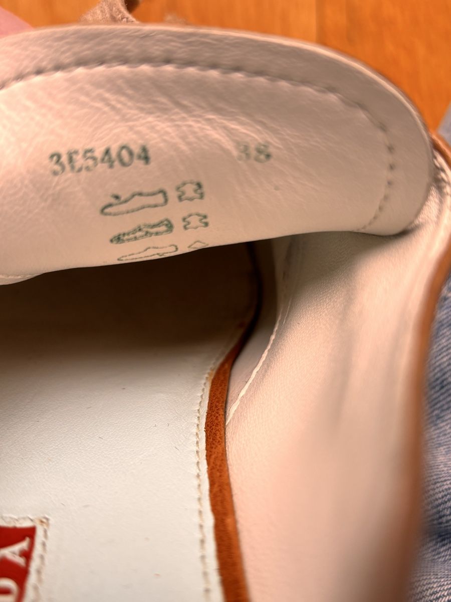 Prada Scarpe da donna: Sneaker Leder – Usato da Zürich venduto da ConnieS01 5