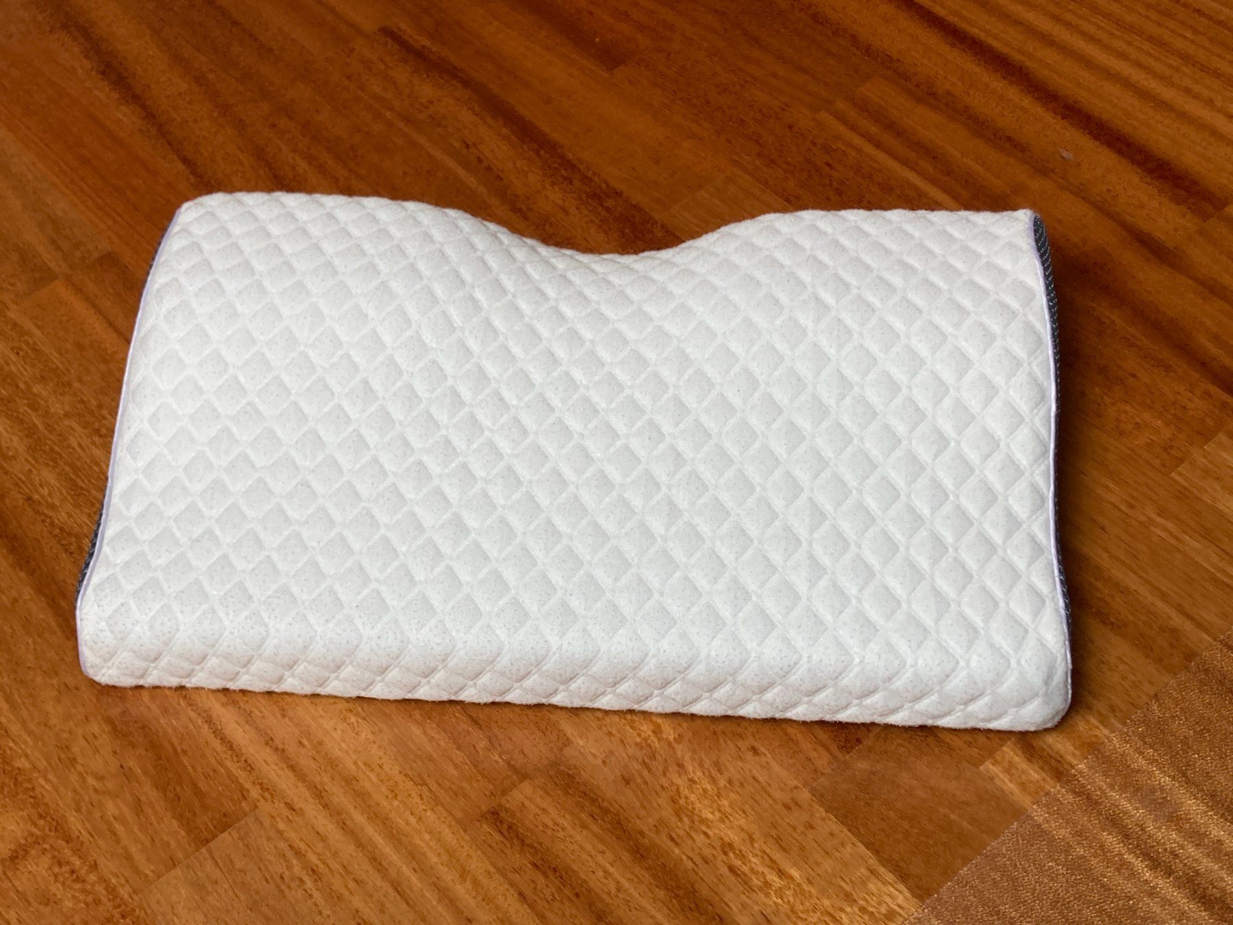 Cuscini: Derila Memory Foam Pillow – Usato da Benglen venduto da fla_5n7c 1