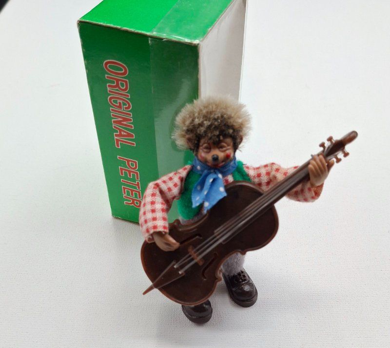 Statuette: Peter-Igel (ähnlich MeckiIgel) mit Orig. Box – Usato da Weggis venduto da daisyflower