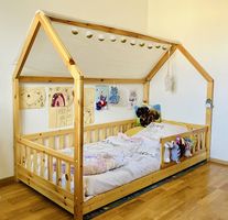 Lit cabane 93,5cm largeur 195cm longueur