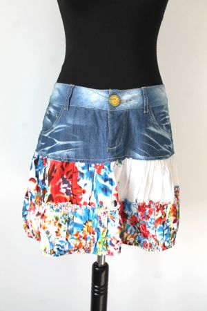 Jupe DESIGUAL taille 38