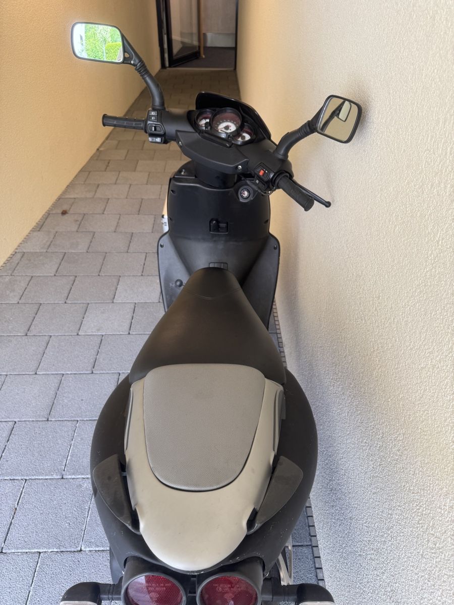 Aprilia Scooter: Aprilia SR50 Water  – Difettoso da Luzern venduto da zor_65rv 3