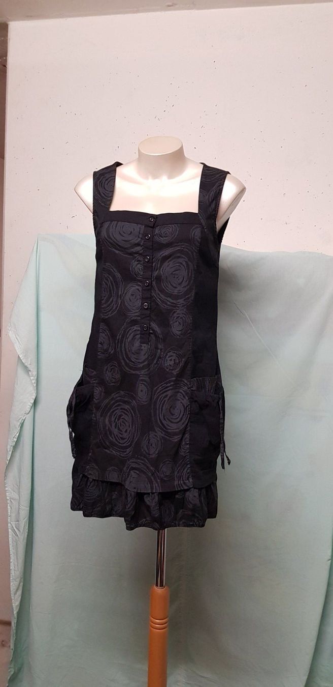 Vestiti: Kleid, Tunika, Gr. M – Usato da Uster venduto da Astral 1