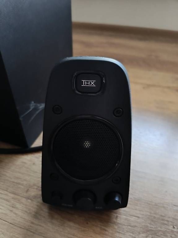 Logitech Haut-parleurs: Logitech Z623 2.1 PC Lautsprecher – D'occasion à Mollis par GordoCojones 3