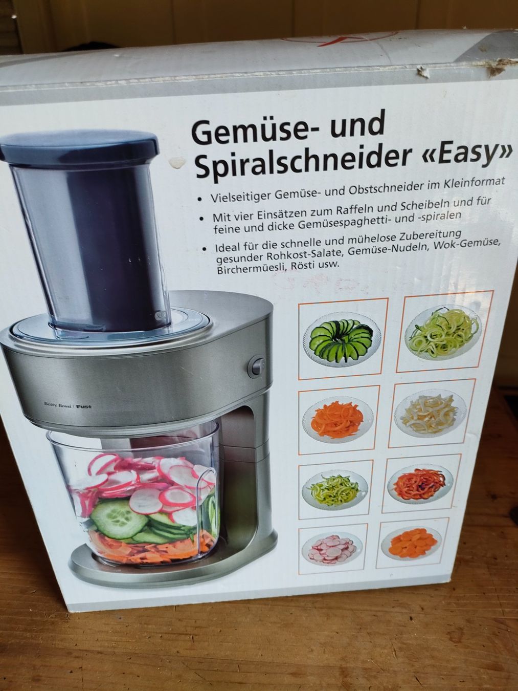 Betty Bossi Elettrodomestici da cucina: Neuer Gemüseschneider und Spiralschneider " Easy" – Nuovo (secondo la descrizione) da Romanshorn venduto da Kattamaran