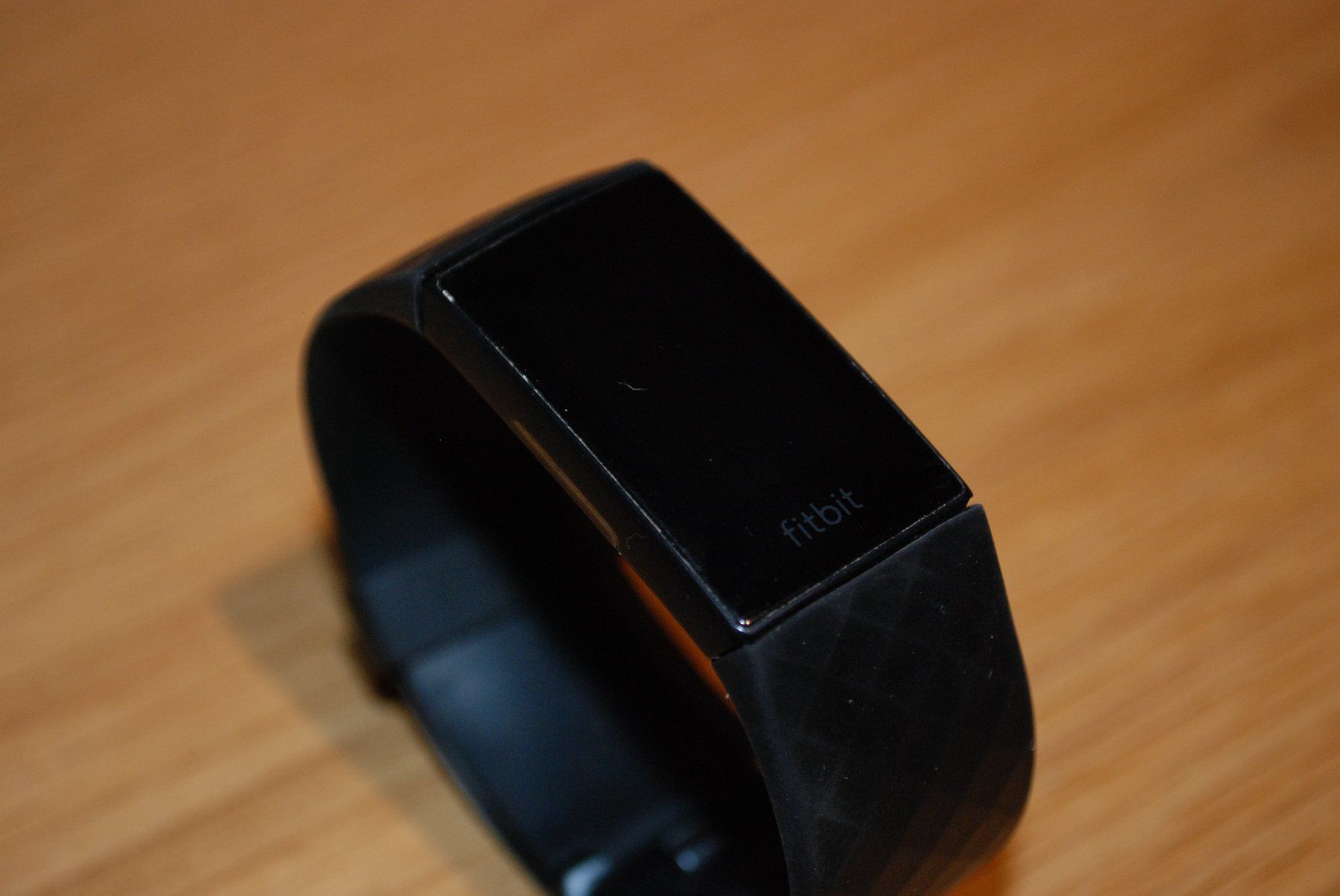 Fitbit Montres: Fitbit Charge – Défectueux à Emmenbrücke par Relio 1