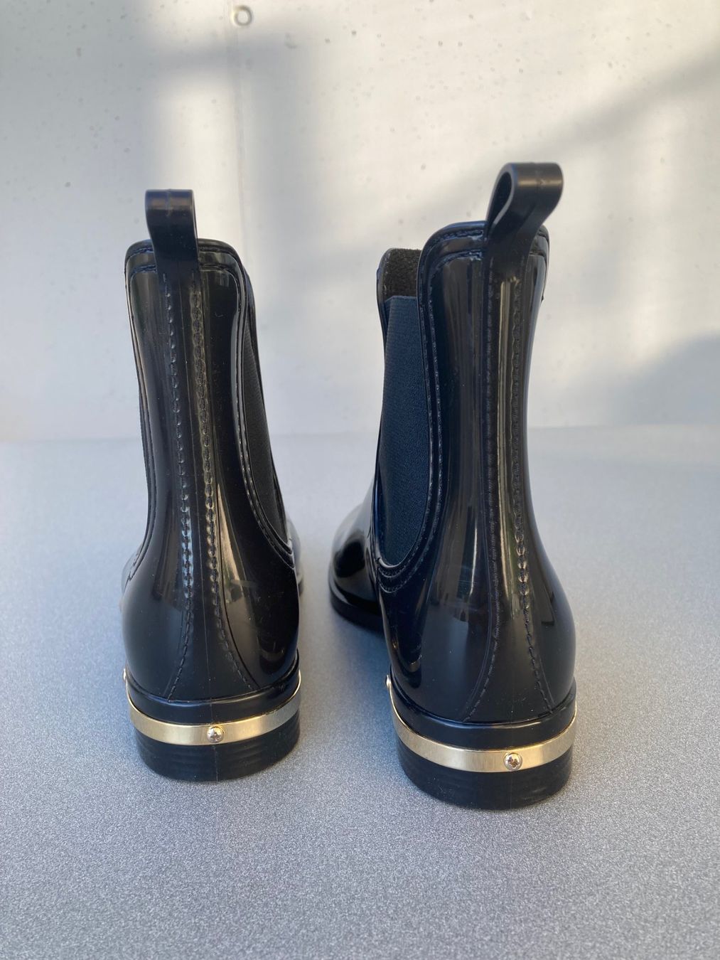 Navyboot Scarpe da donna: Navyboot Regenboots Schwarz. Gr.37 Regenstiefel anke Boots – Usato da Büron venduto da biclean 3