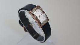 Damen Uhr  läuft mit Garantie