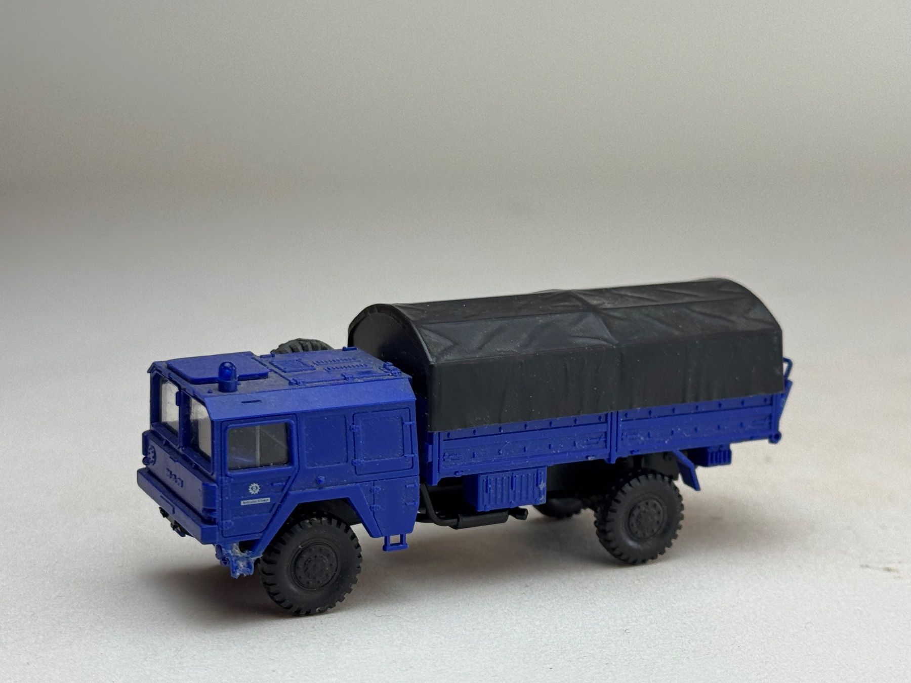 Modellini d'auto: RA- Roco MAN Pritsche mit Plane THW – Usato da Elm venduto da Wikmtz