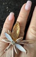 Statement Ring mit Blumen Design, ideal für den Sommer!