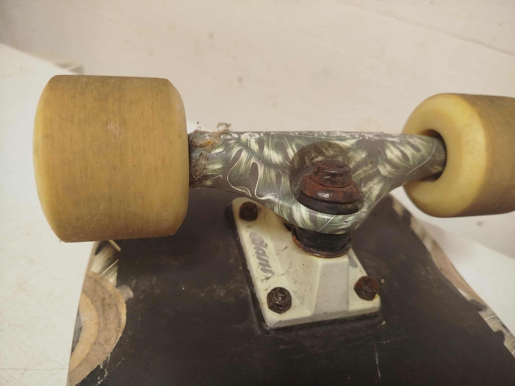 Globe Skateboards: Skateboard Globe – Usato da La Chaux-de-Fonds venduto da Emmaus2300CDF 5