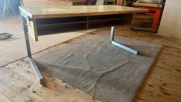 Schreibtisch mit Stahlgestell, Vintage Look