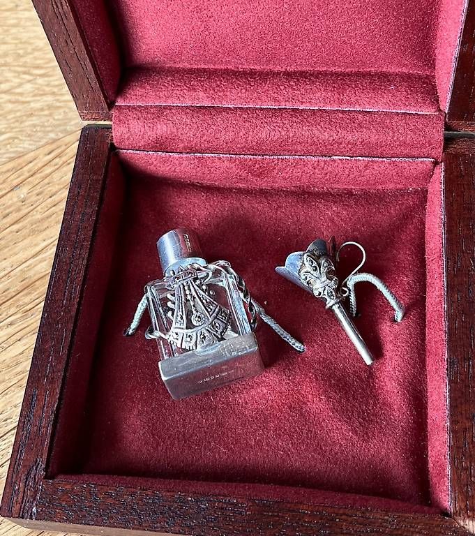 Flacons: Parfum Flakon 925 Silber antik/vintage – Gebraucht aus Nussbaumen AG von rro_9mcy 1