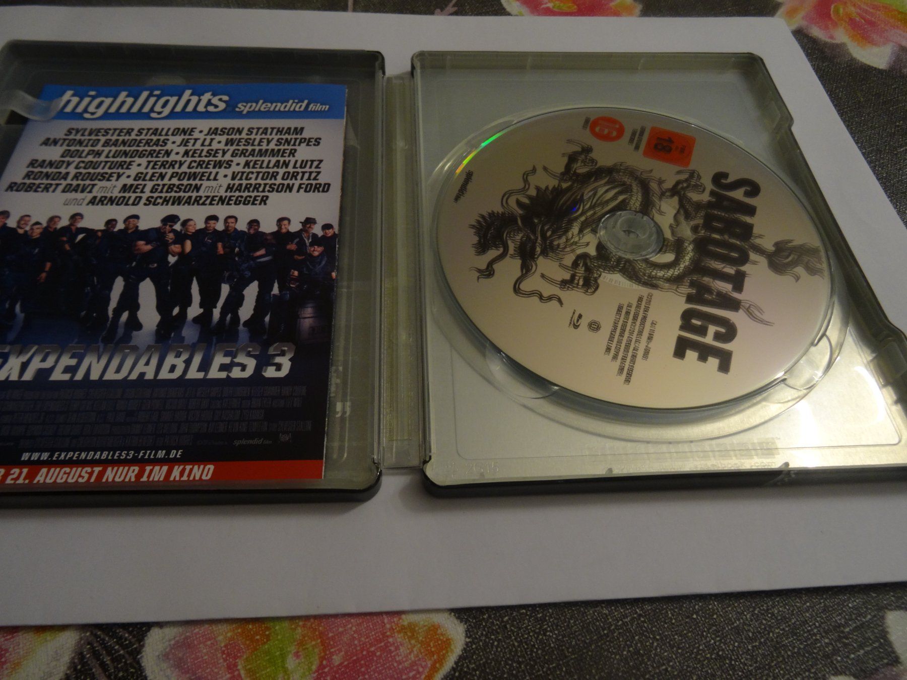 Tutti i DVDs: Sabotage STEELBOOK BLU-RAY – Usato da Olten venduto da Disc-Verkauf 1