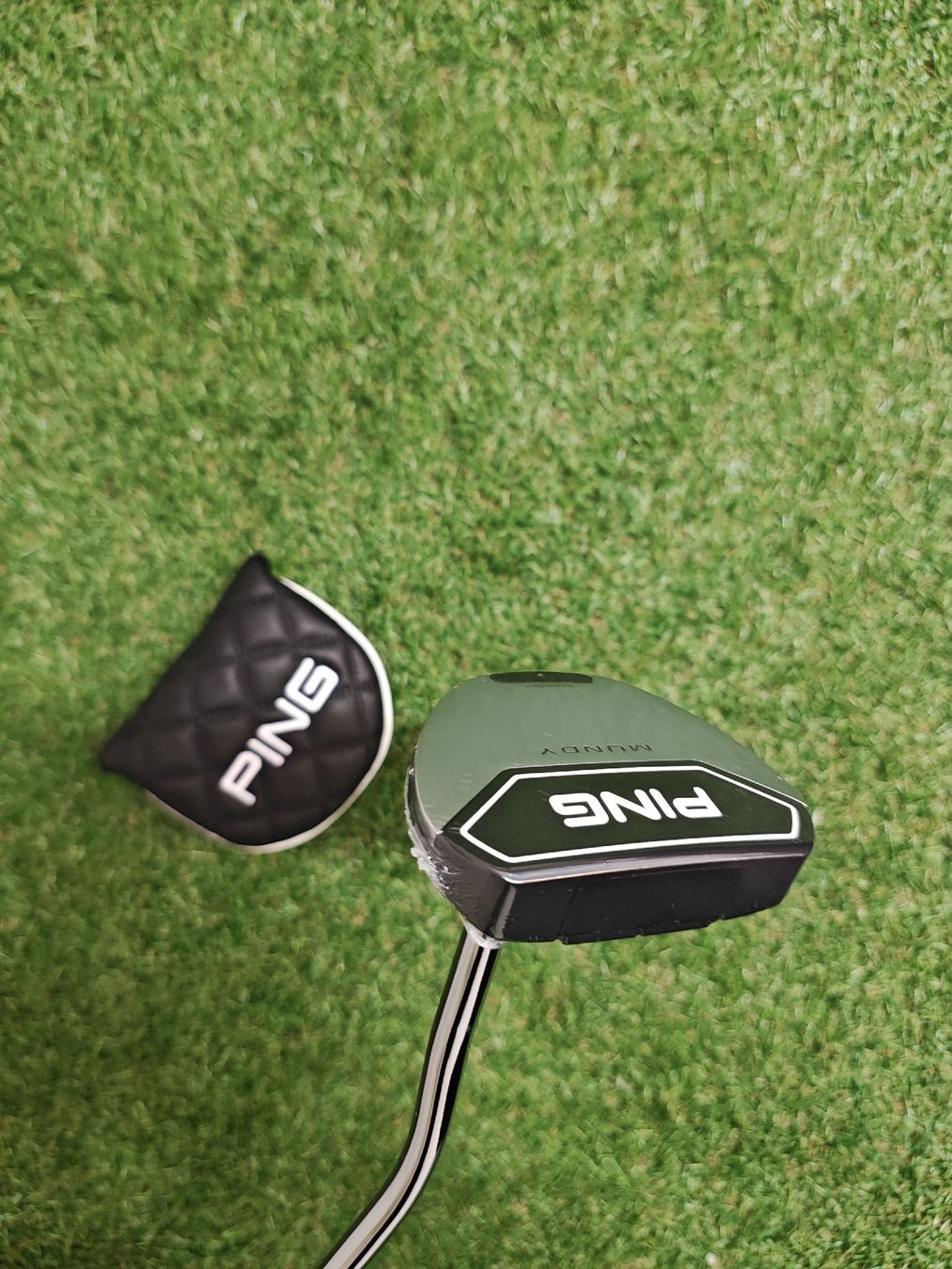 Ping Mazze & Set: Ping Mundy Putter 34", NEU – Usato da Uerikon venduto da Chreggus_Golfshop
