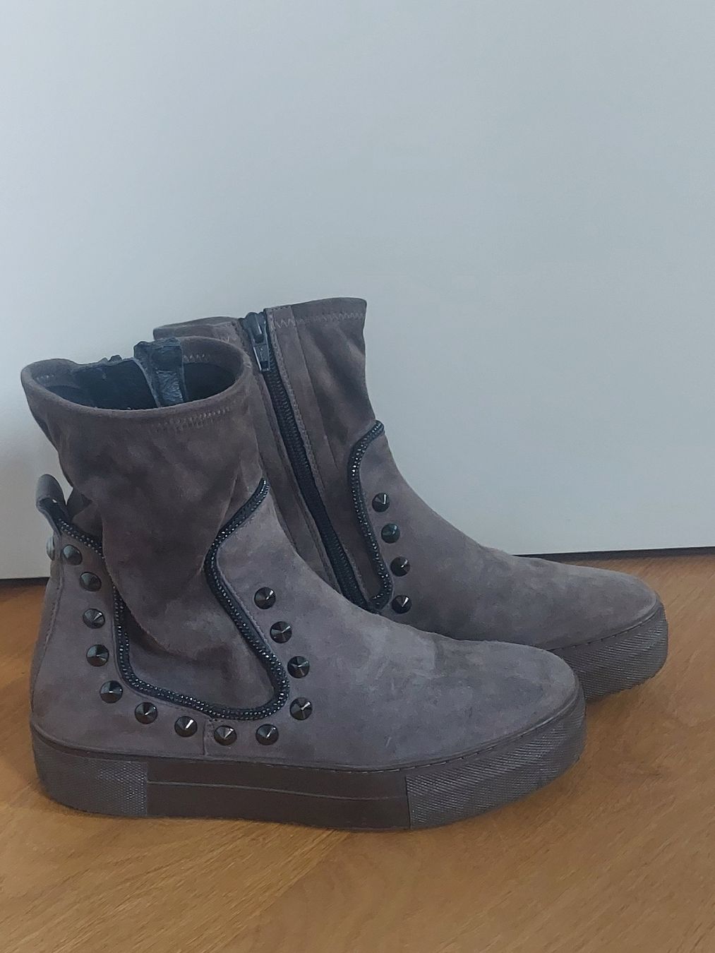 AGL Damenschuhe: AGL Stiefeletten 36 – Gebraucht aus Münchenstein von luksack 2