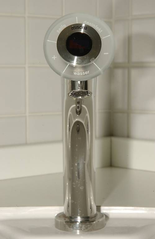 Armaturen: Miscea Sensor Wasserhahn classic – Gebraucht aus Pfeffingen von rov_9frp 4