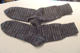handgestrickte Socken Grösse 42/43