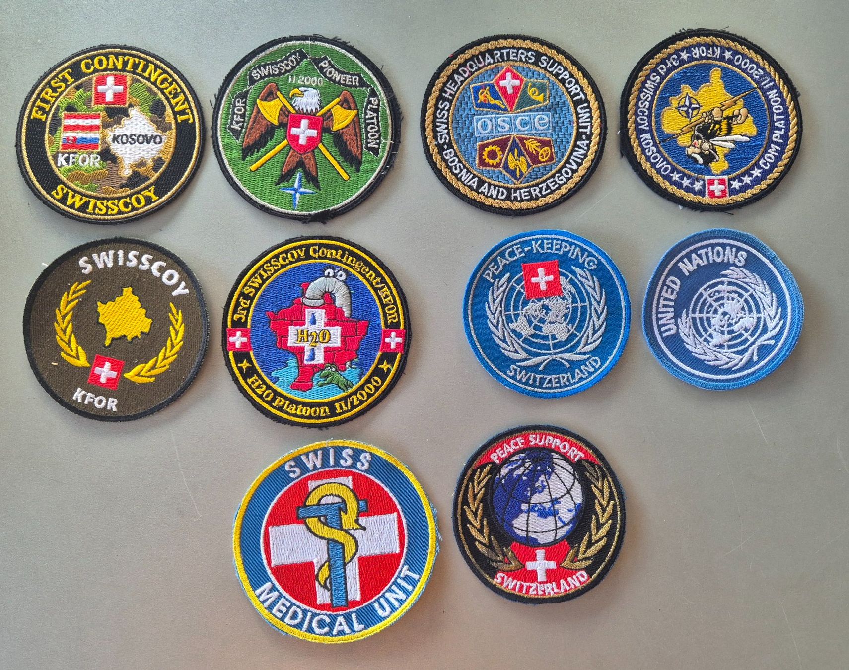 Schweizer Armee Placchette & Badge: Konvolut Verbandsabzeichen A95 – Usato da Dottikon venduto da Robawa