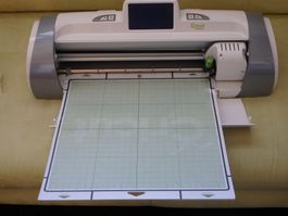 CRICUT expression 2, neuwertig aber alt, günstig und gut