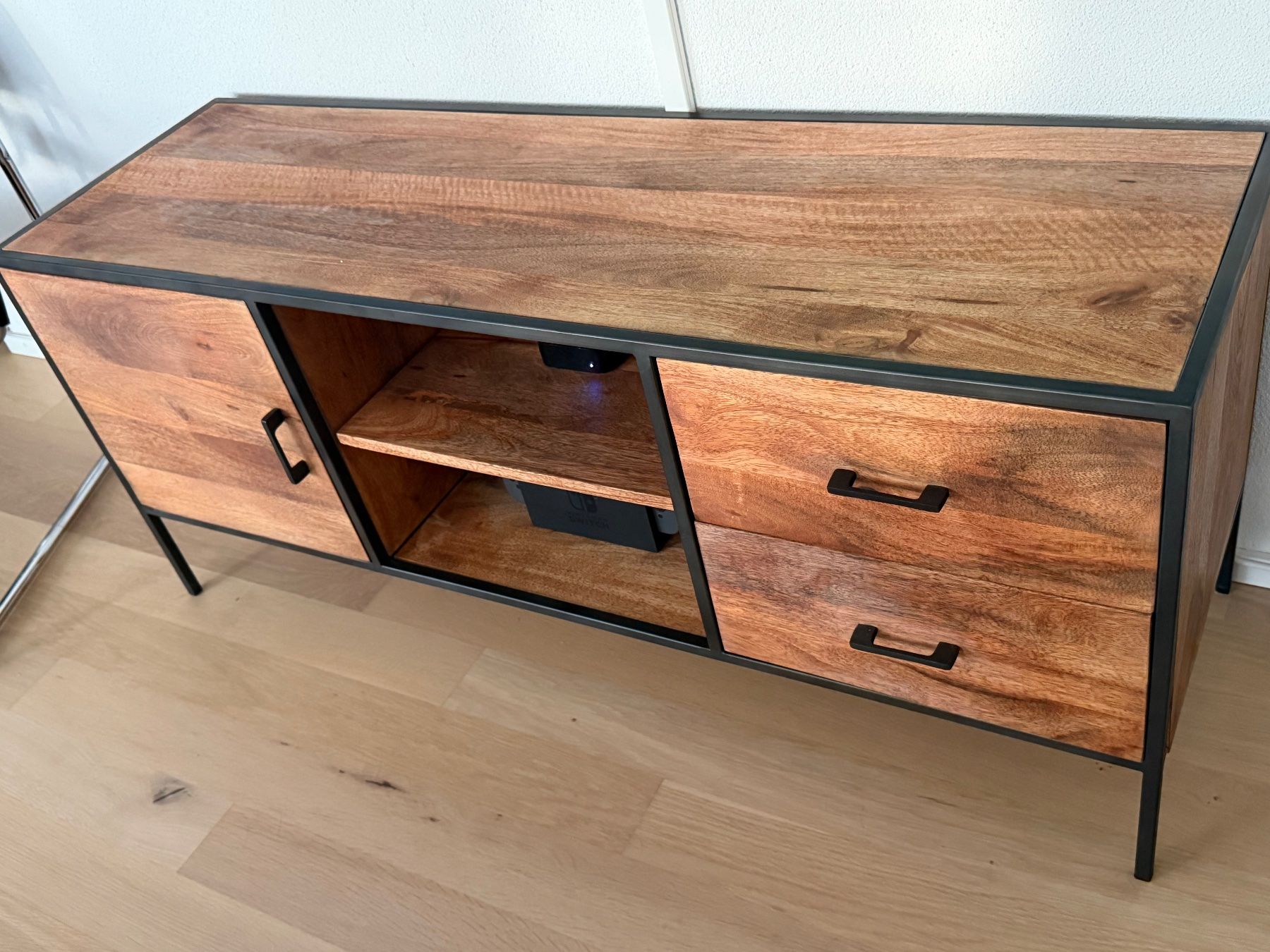 Micasa Meubles TV: Mangoholz Lowboard – D'occasion à Dübendorf par kmag-20 1