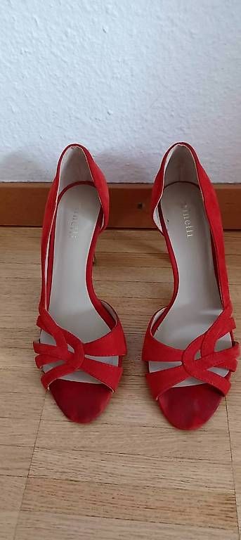 Scarpe da donna: Escarpins Minelli pointure 38 – Usato da GENEVE venduto da NathalieI01