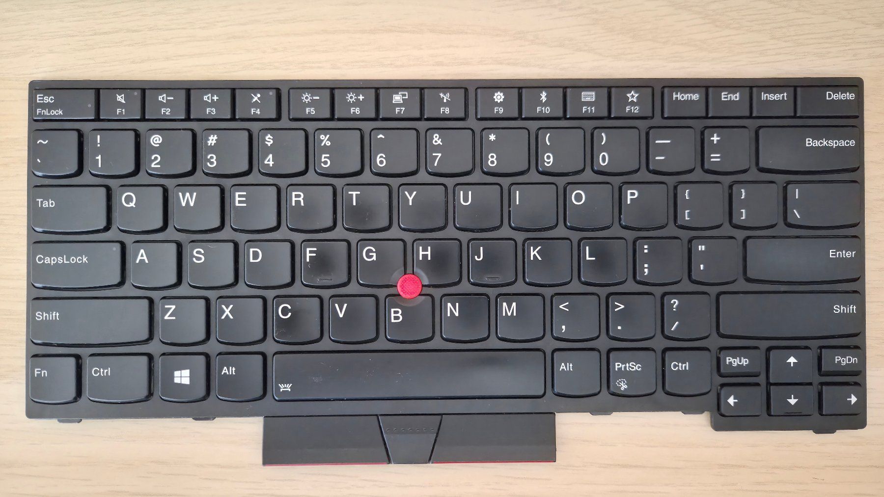 Lenovo Tastaturen: Lenovo Thinkpad Keyboard US 01YP280 – Gebraucht aus Genève von CRDNX