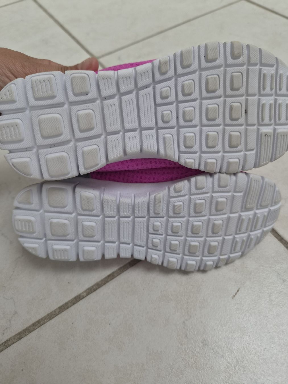 Scarpe per ragazze: Turnschuhe Gr. 32 – Usato da Münsingen venduto da lishalina 1