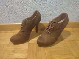 Elegante Wildleder Stiefeletten, Grösse 38, Top Zustand!