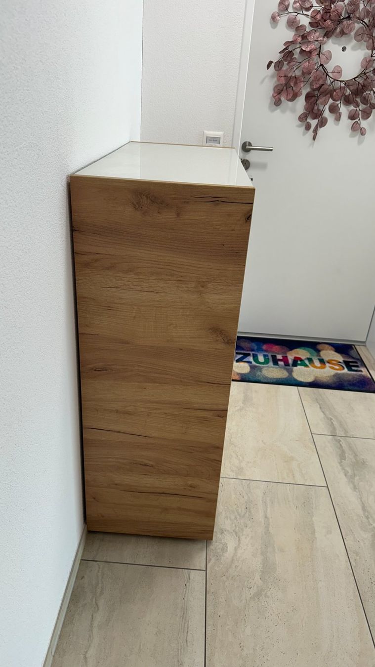 Armadi: Schuhschrank – Usato da Luzern venduto da Serro0 1