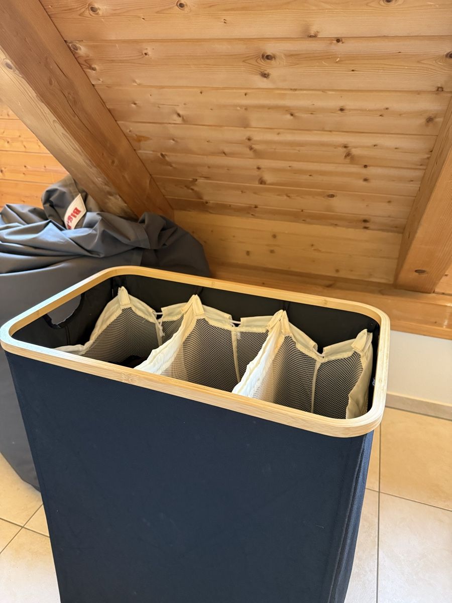 Paniers à linge: Wäschekorb mit 3 Fächern – D'occasion à Kloten par pau_w2ck 1