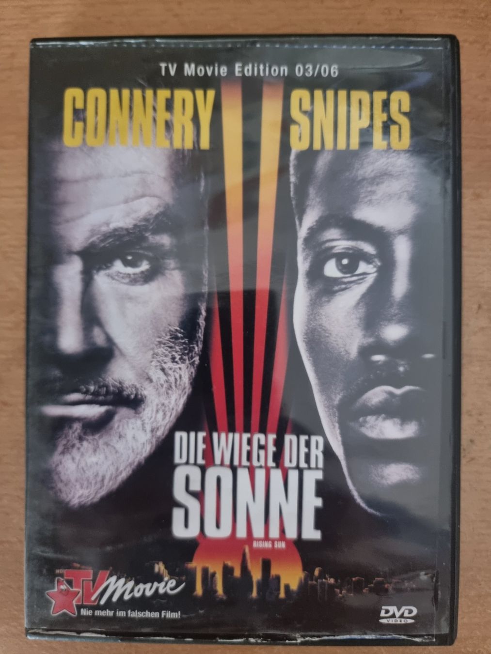Tutti i DVDs: Connery & Snipes im Action-Thriller "Die Wiege der Sonne" – Usato da Näfels venduto da energie2925