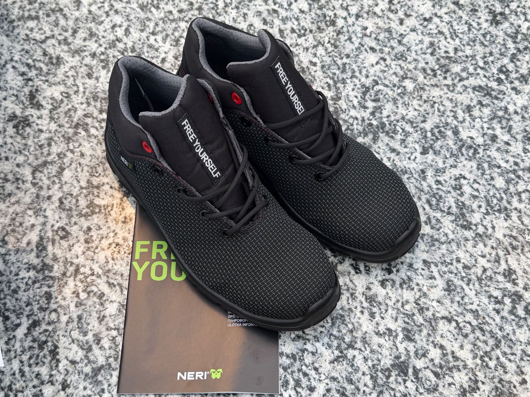 Herrenschuhe: Sicherheitsschuh Neri 314 high S3 SRC, Gr. 41 – Neu und originalverpackt aus Wattwil von edel88 1
