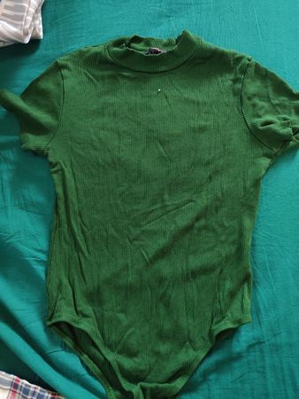 body vert foncé 