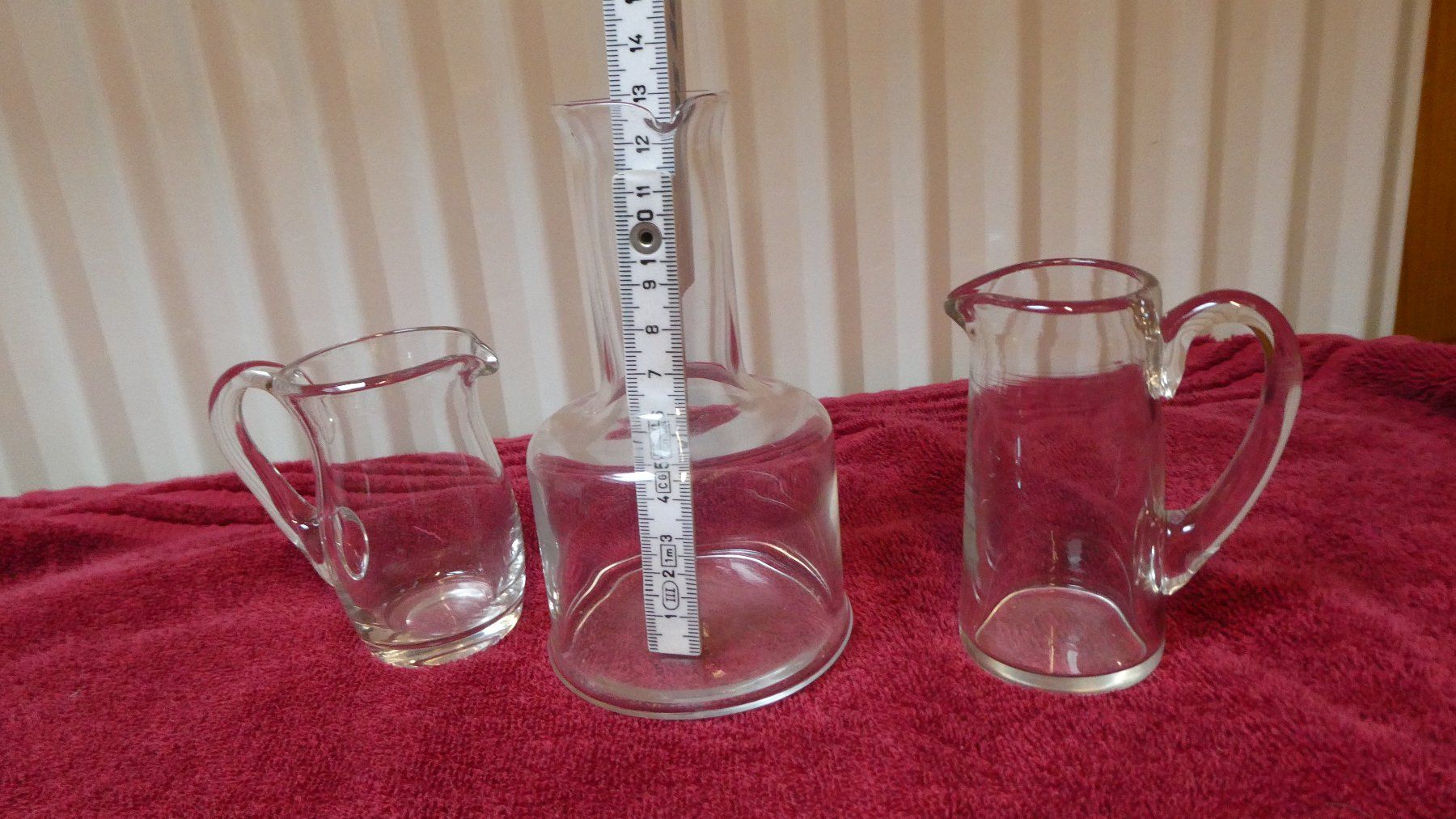 Karaffen: Burettes vin et eau – Gebraucht aus Vauderens von lau260962 1