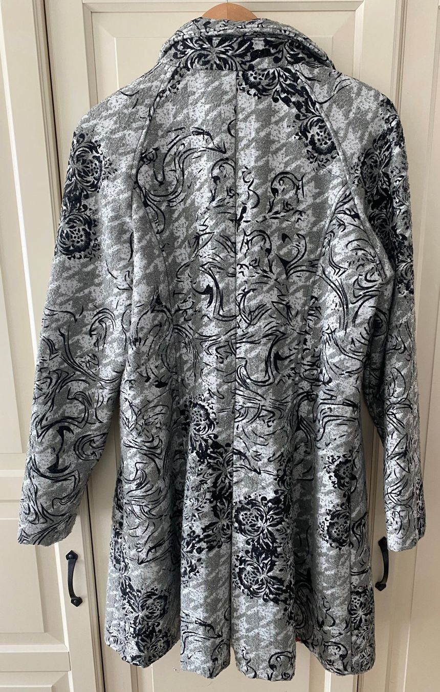 Desigual Cappotti: Desigual Designer-Mantel, Schnäppchen! – Usato da Sins venduto da Triart 3