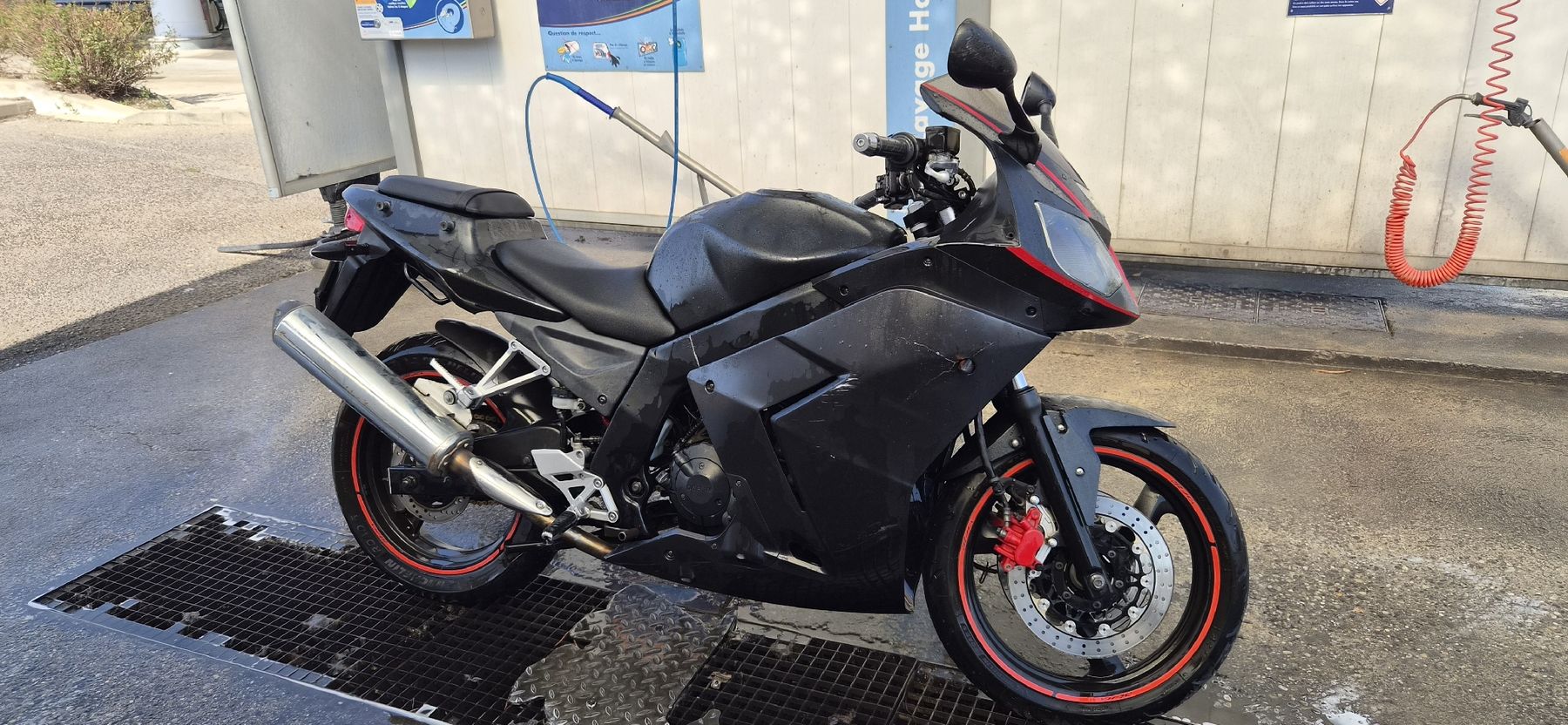 Daelim Strada: Daelim 250 vjf roadsport  – Usato da Genève venduto da ale_yx67 1