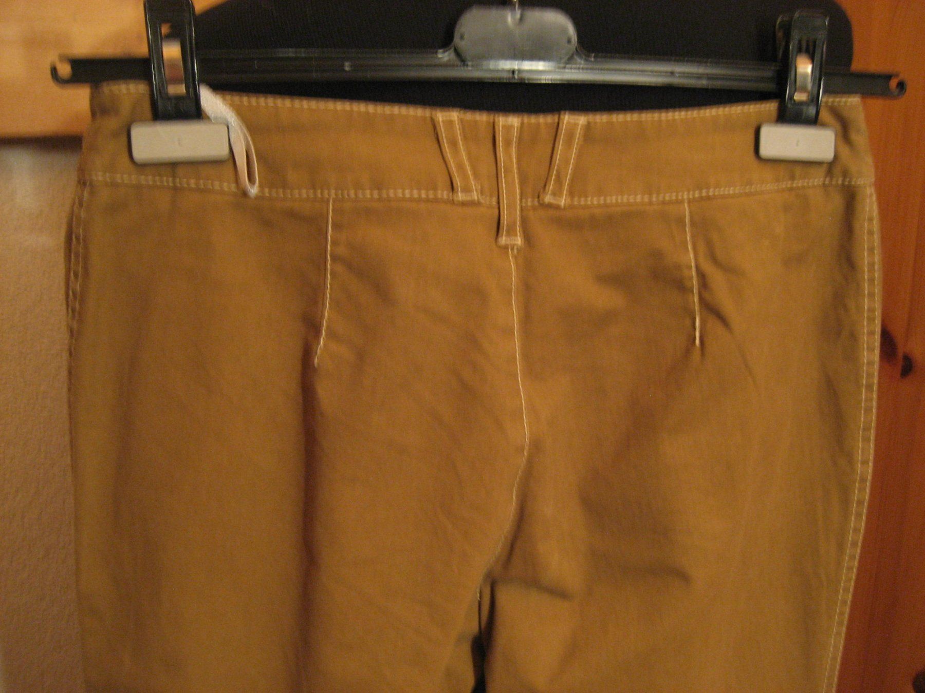 Pantalons: Pantalon stretch Tuzzi taille 38, neuf – Neuf avec emballage d'origine à Delémont par marryb 4