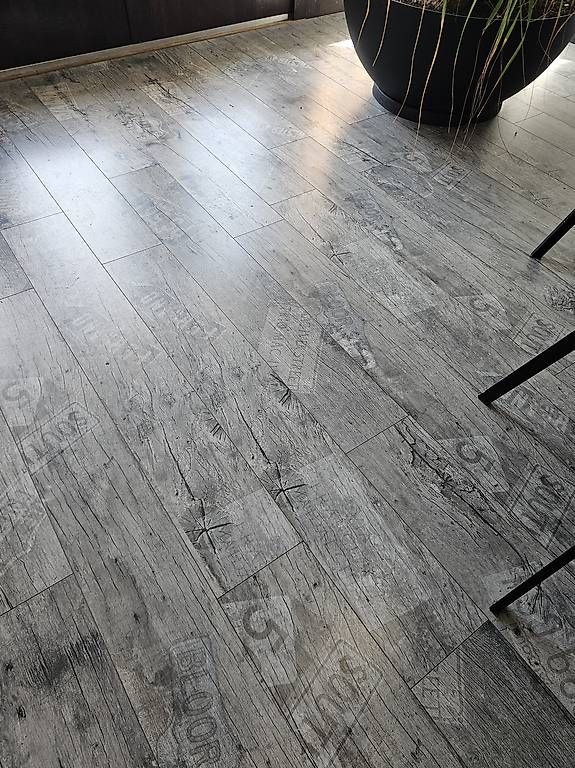 Rivestimenti per pavimenti: Klick laminat – Usato da Einsiedeln venduto da RomanB. 1