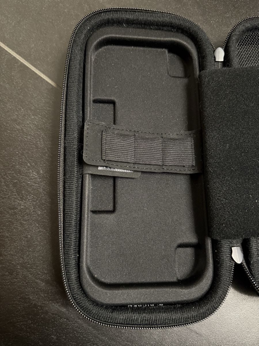Nintendo Console: Nintendo Switch mit Zubehör und Tasche – Usato da Bilten venduto da and_6hjn 9