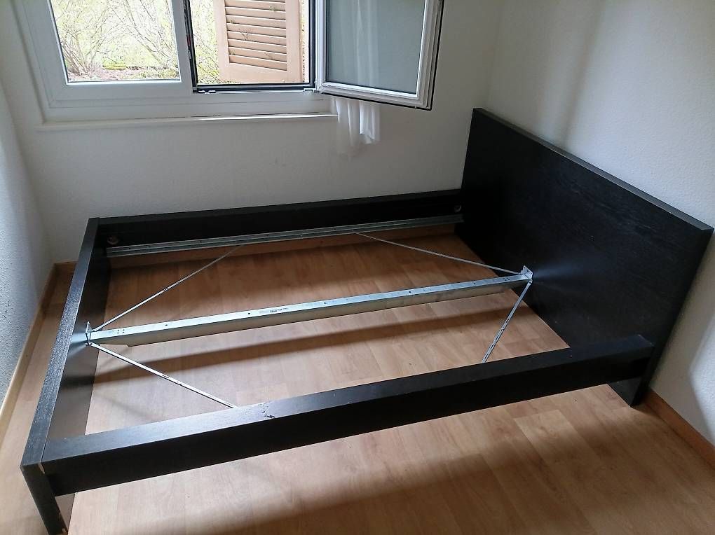 Betten: Bett 140x200 cm mit Lattenrost und Ikea Morgedal Matratze  – Gebraucht aus Zürich von nik_95hw 4