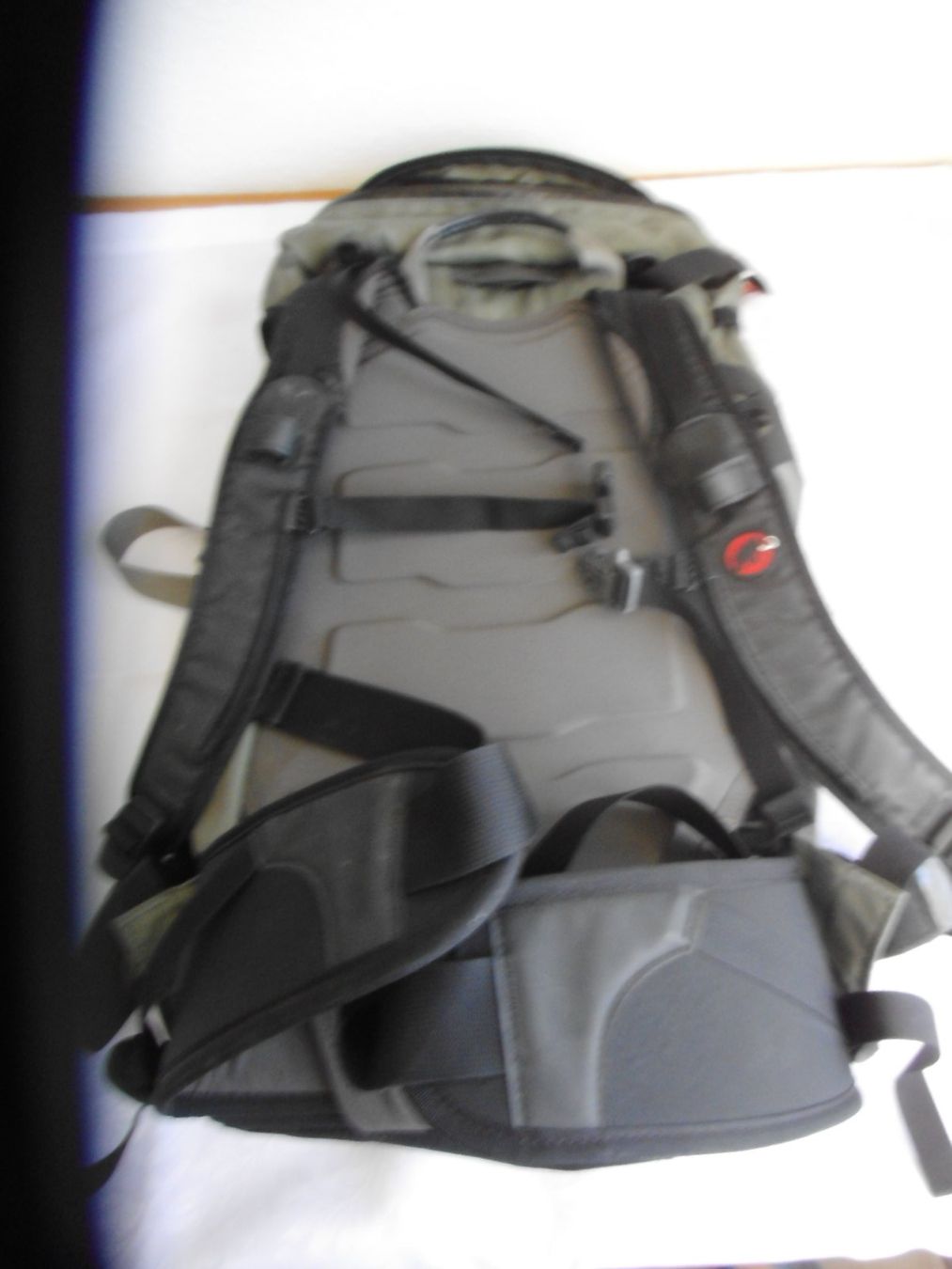 Mammut Zaini: Mammut Rucksack schwarz/grau – Usato da Walenstadt venduto da Pluisa 9
