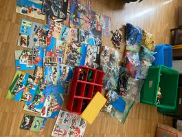 Konvolut Lego Anleitungen und Bauteile, Konvolut