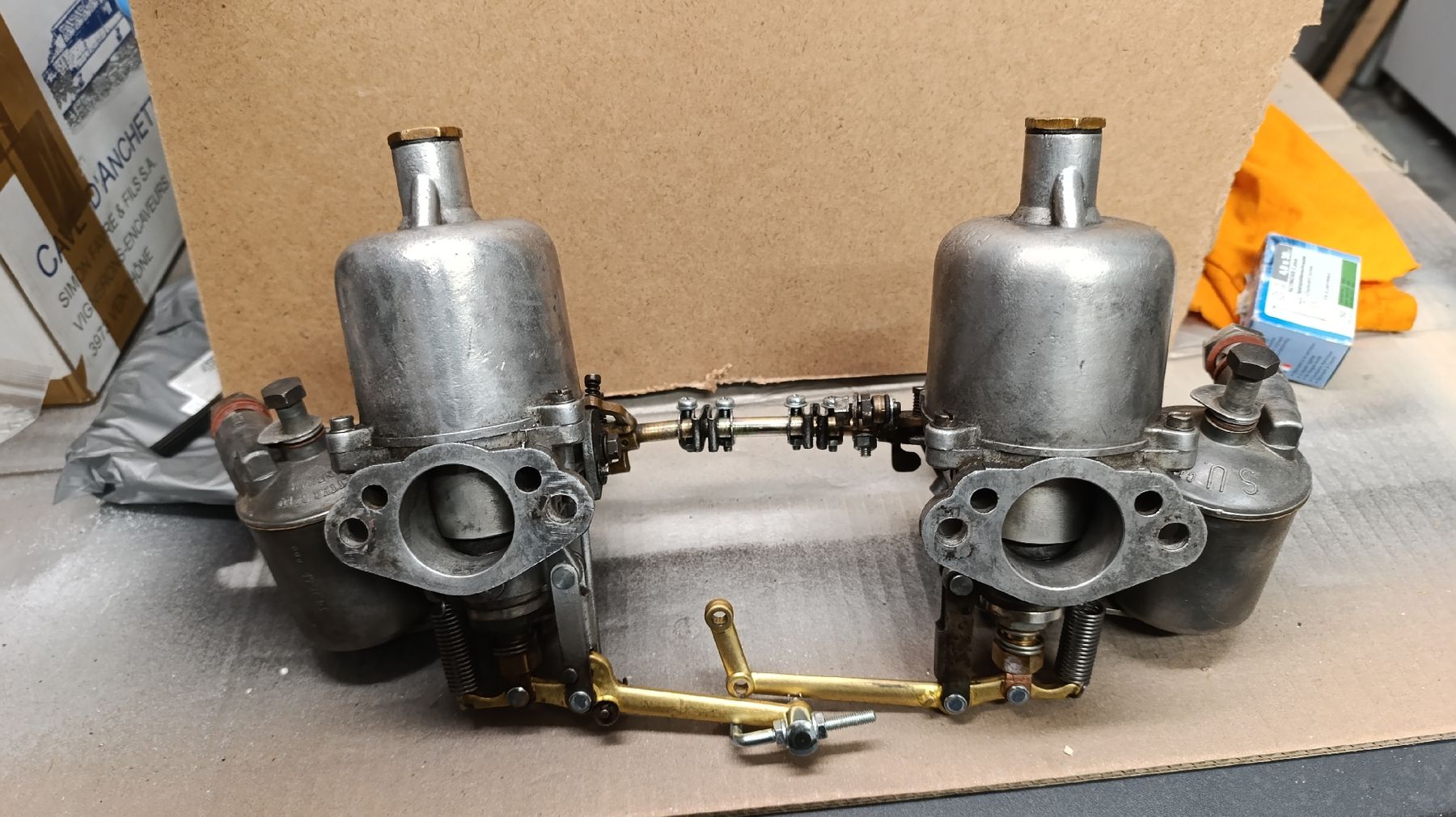 MG Tutti pezzi di ricambio auto: Vergaser SU H4 revidiert, MGA 1500 oder 1600 – Usato da Berlens venduto da Stefo21