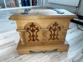 Hand gemachte Holzkiste Bauern Haus Aussehen 15 Jahre