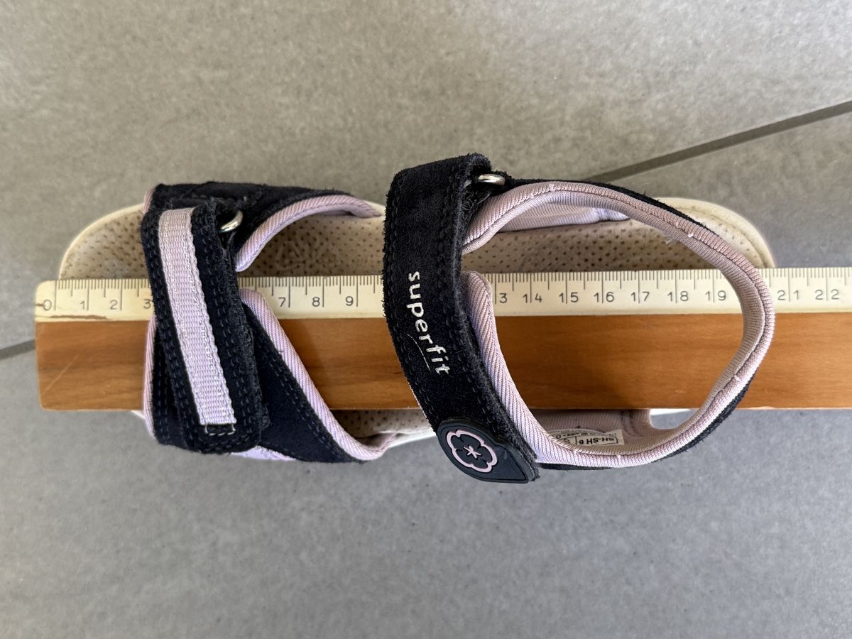 Superfit Scarpe per ragazze: Superfit Sandalen Grösse 32 – Usato da Mägenwil venduto da Bienchen8 4