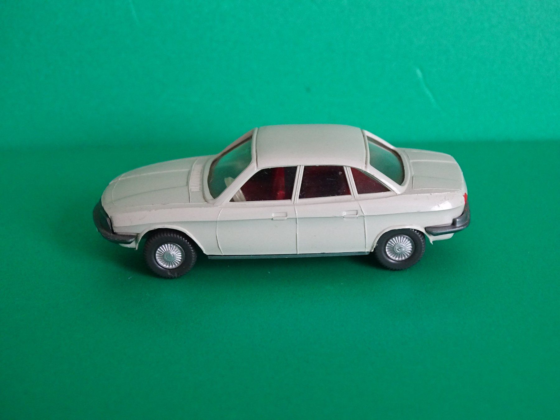 Wiking Modellini d'auto: NSU Ro 80 von Wiking 1/87 – Usato da Bretzwil venduto da Meex 2