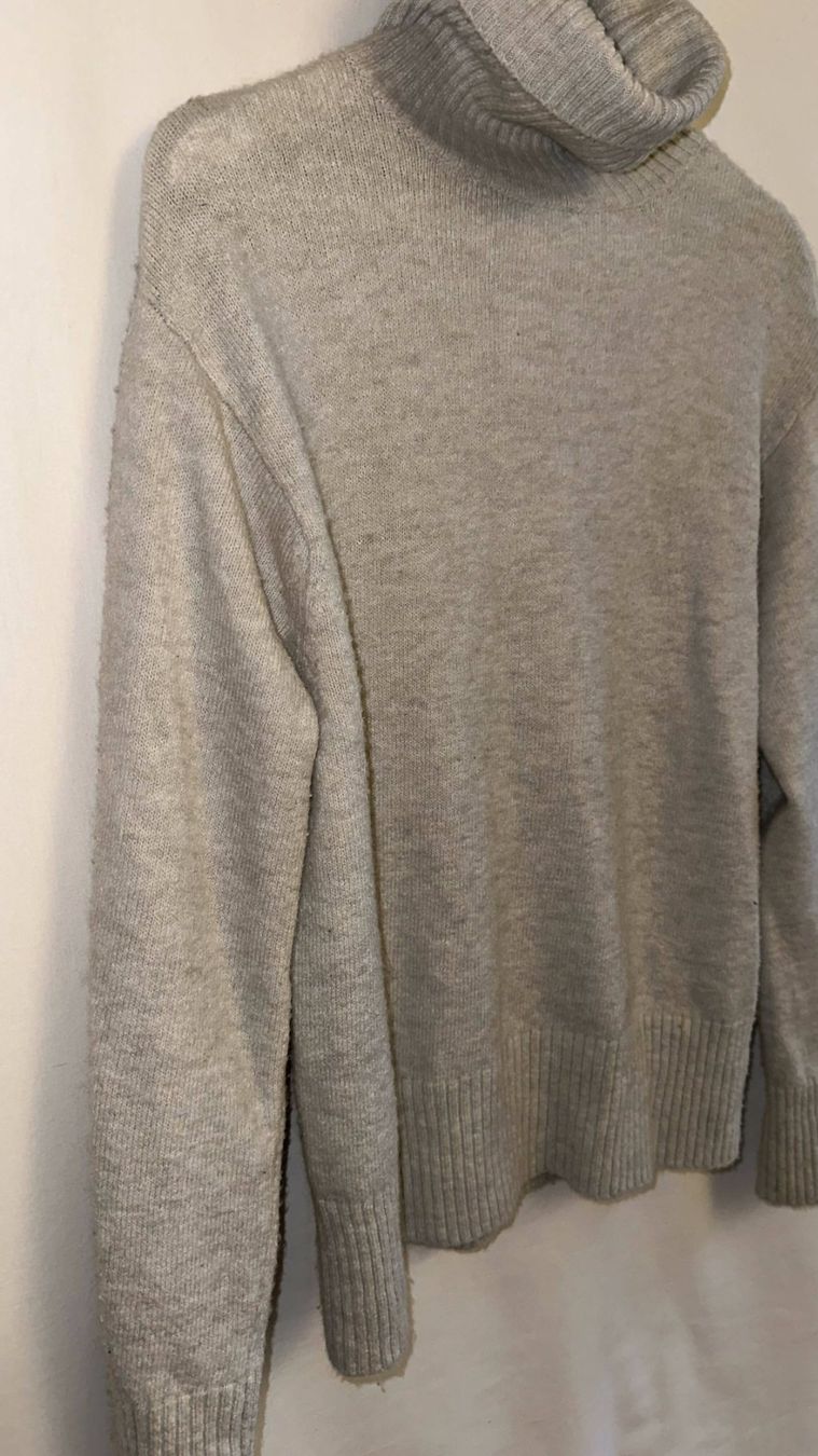 Maglioni & Felpe: Rollkragen Pullover creme hellbeige S/M – Usato da Sarmenstorf venduto da taosun 1
