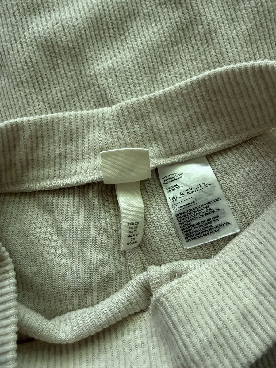 H&M Jumpsuits: Lot ensemble H&M – Gebraucht aus Monthey von sen_6ckr 6
